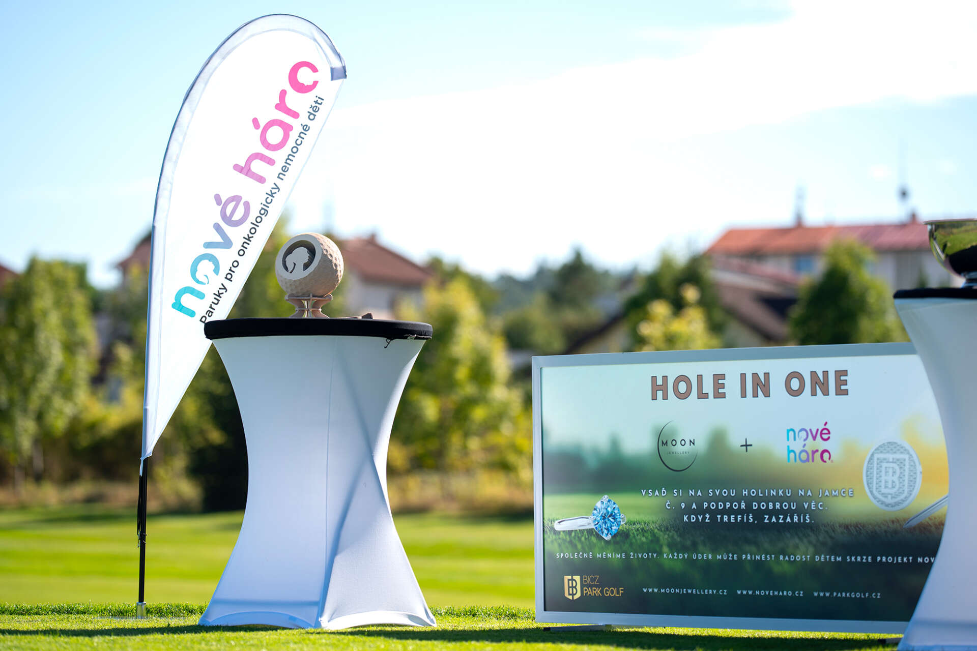 Hole in one pro Nové Háro - jamka č.9
