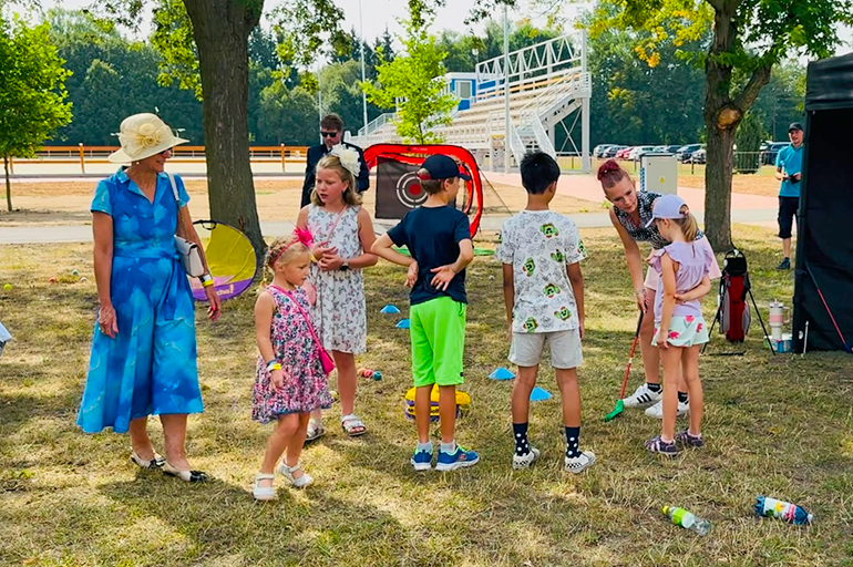 Park Golf byl součástí třetí kvalifikace na Velkou pardubickou