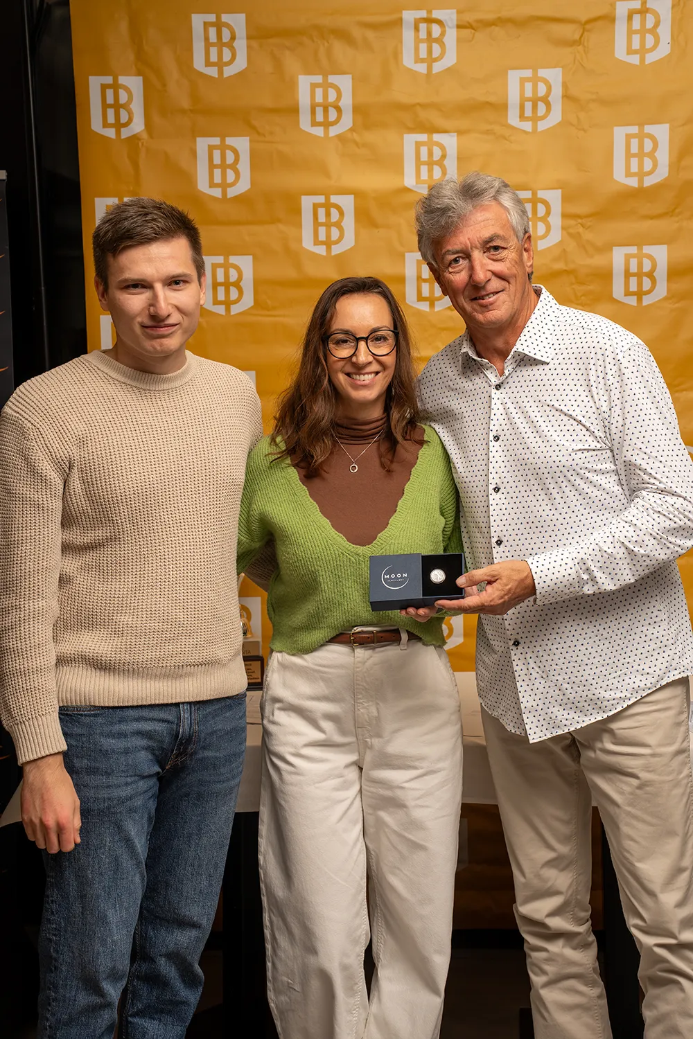 Drazba markovatka pro nove haro Dražba markovátka Moon Jewellery pro Nové háro